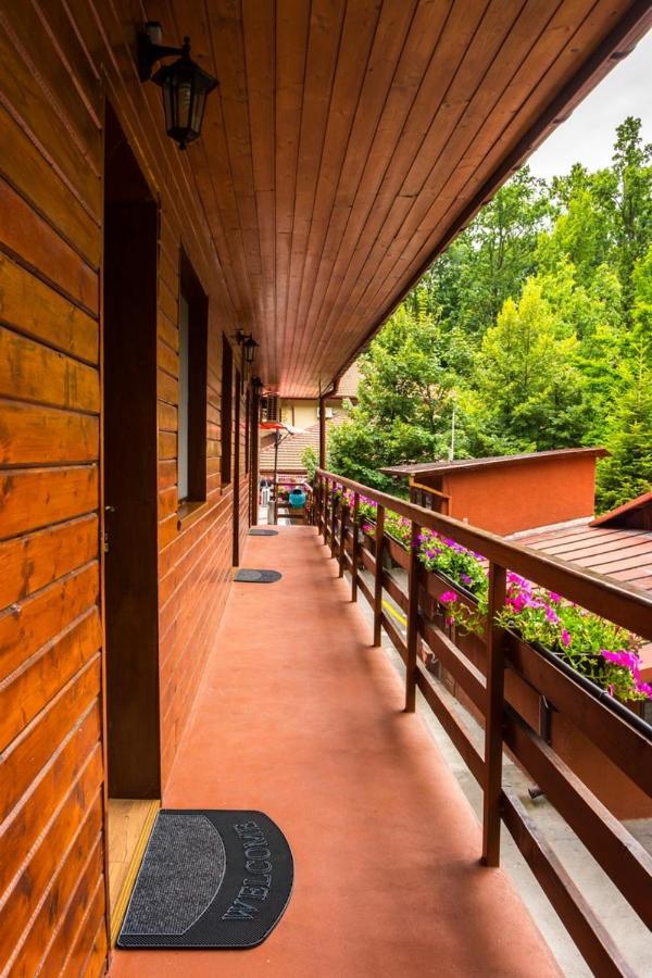 Pensiunea Casa Verde Bucuresti Exterior photo